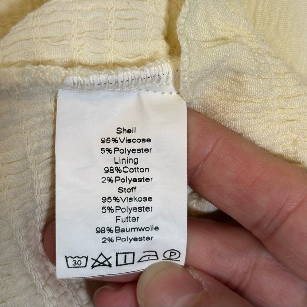 Scarlet Darkness Renaissance Peasant Blouse-Cream-Women Size Small - Picture 7 of 7